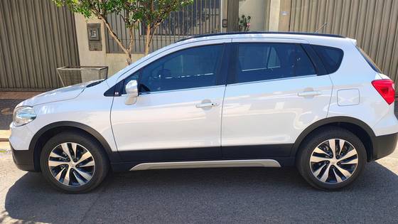 SUZUKI S-CROSS 1.4 16V VVT TURBO GASOLINA 4STYLE AUTOMÁTICO